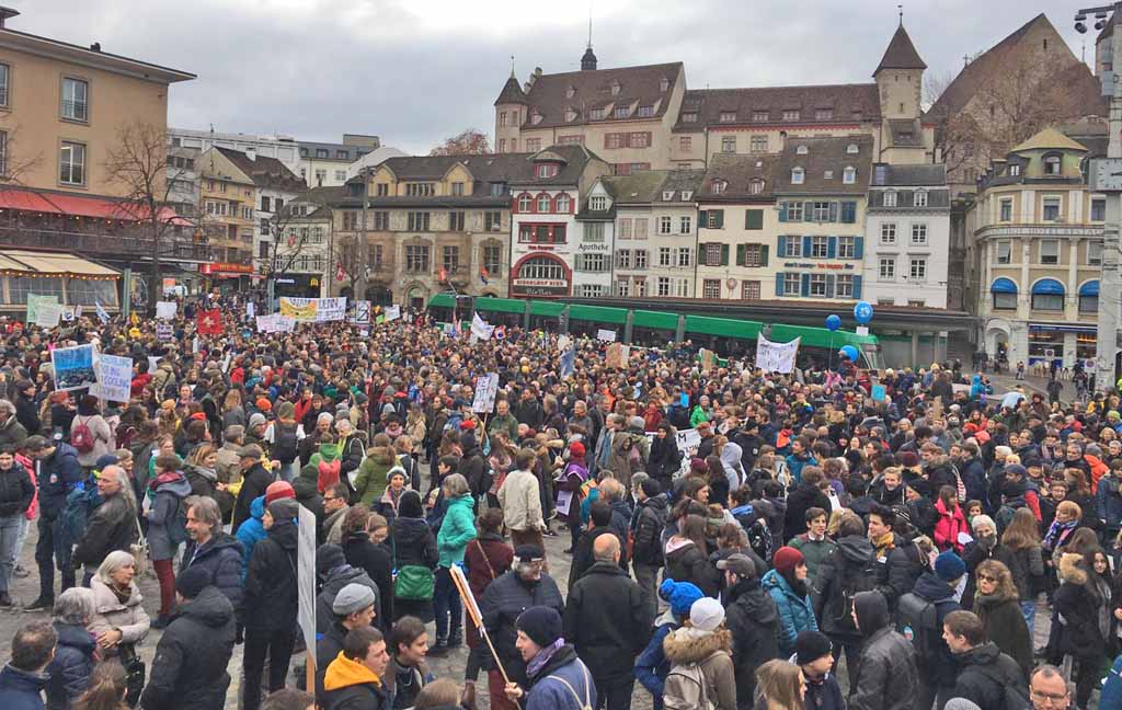 Klimastreik Basel 2019 auf dem Barfüsserplatz