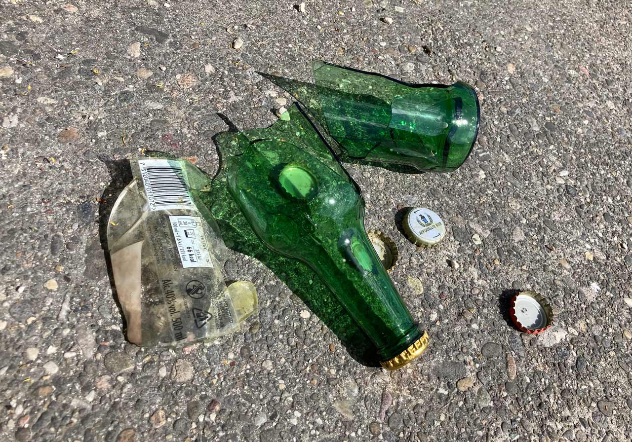 Müll, den Junioratelier im Rhein gefunden hat.