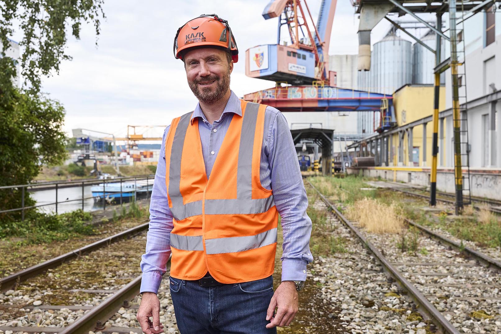 Lukas Curschellas in Baustellenkleidung